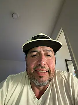 ezrah23 online show from February 26, 10:03 am