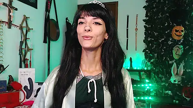 CarrieBurton online show from November 8, 2:06 pm