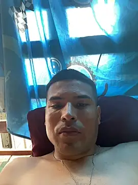 Snapshot of nico23_martin chatting on October 29, 4:09 pm nico23 martin online show from October 29, 4:09 pm