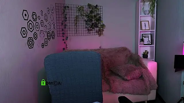 Snapshot of lisa_dark_ chatting on January 14, 10:10 am lisa dark online show from January 14, 10:10 am