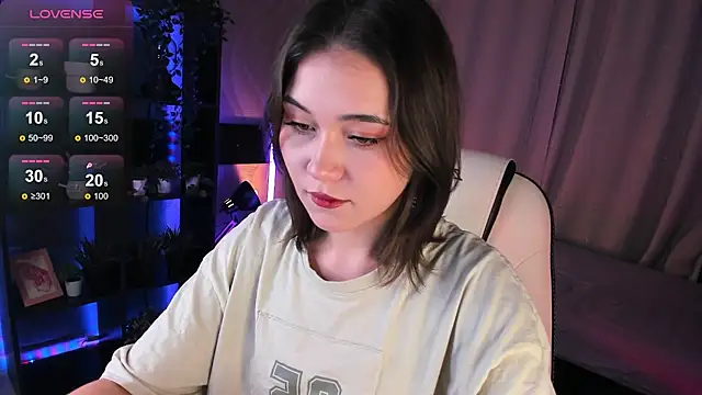 Snapshot of MistyLovia chatting on November 6, 11:00 am MistyLovia online show from November 6, 11:00 am