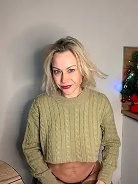 Elle Milfa online show from December 15, 10:52 am