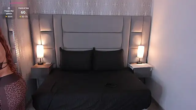 lexiee   online show from December 3, 11:52 am