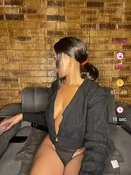 Snapshot of SP1CY_MOMMY chatting on June 5, 8:25 pm SP1CY MOMMY online show from June 5, 8:25 pm