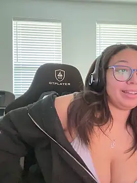 Snapshot of minha_baby chatting on March 20, 2:55 pm minha baby online show from March 20, 2:55 pm