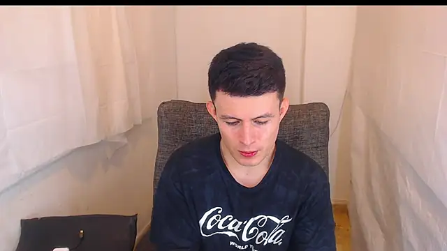 Snapshot of MARCUS_FIRE chatting on January 17, 5:34 am MARCUS FIRE online show from January 17, 5:34 am