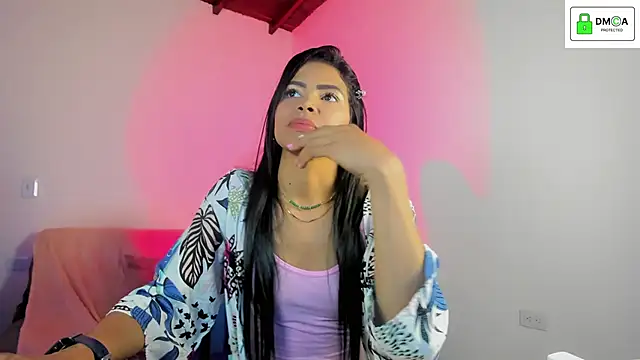 Snapshot of IamKellyred chatting on November 13, 12:15 pm IamKellyred online show from November 13, 12:15 pm