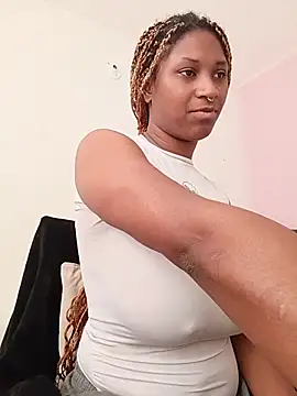 Snapshot of EvonyFoxxx chatting on June 28, 5:41 pm EvonyFoxxx online show from June 28, 5:41 pm