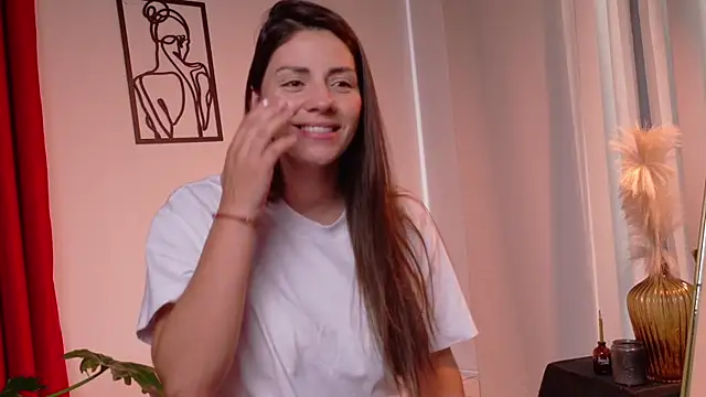 Snapshot of SeleneNova chatting on June 25, 7:18 pm SeleneNova online show from June 25, 7:18 pm