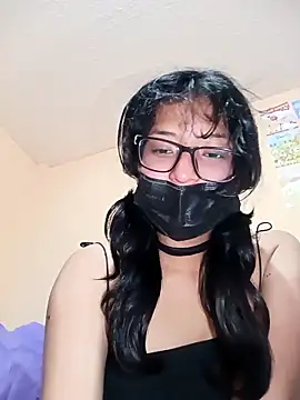 Snapshot of Li_sam chatting on October 31, 8:10 pm Li sam online show from October 31, 8:10 pm