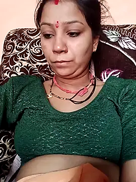 Snapshot of Sangita_g chatting on December 1, 6:40 am Sangita g online show from December 1, 6:40 am