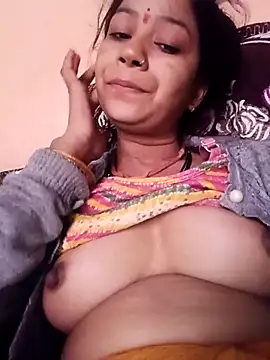 Snapshot of Sangita_g chatting on December 16, 8:08 am Sangita g online show from December 16, 8:08 am