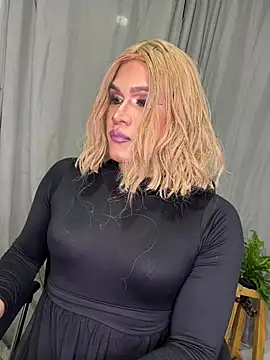 melani ferraraa  online show from June 29, 7:36 pm
