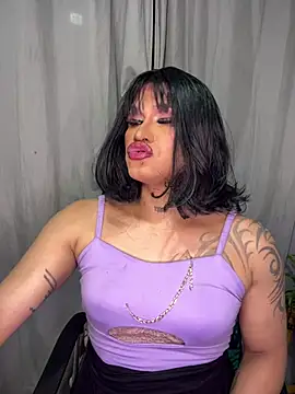 melani ferraraa  online show from July 28, 12:07 am