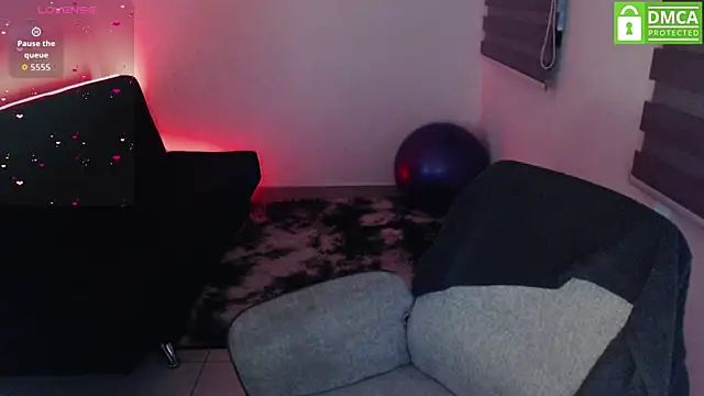 Snapshot of just_meko chatting on November 27, 3:30 am just meko online show from November 27, 3:30 am