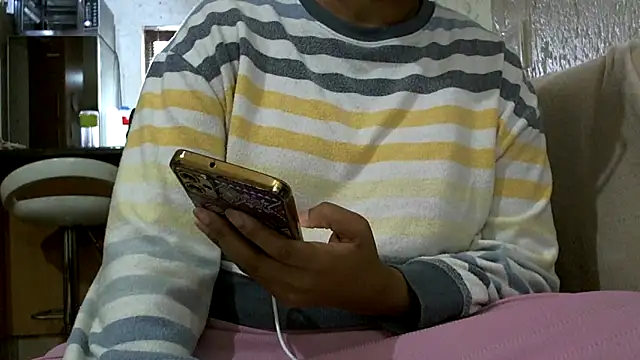 NewBeginnings8 online show from February 18, 7:59 am