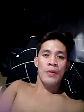 Snapshot of Hot-babyyboy30 chatting on July 6, 1:35 am Hot-babyyboy30 online show from July 6, 1:35 am