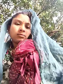 Cute Arushi online show from January 19, 10:19 am