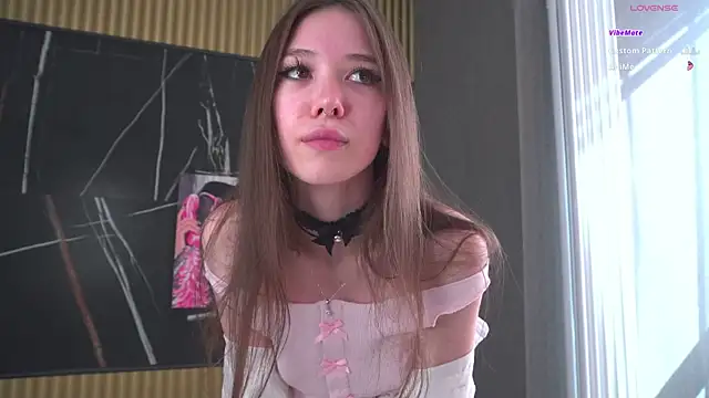 tinyanie online show from July 31, 1:21 pm