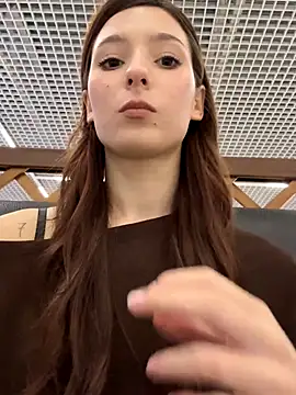 LilluKatten online show from November 6, 10:05 am