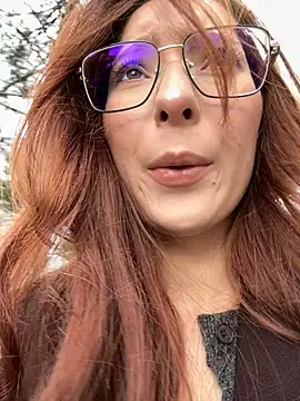 LilluKatten online show from December 4, 9:29 am