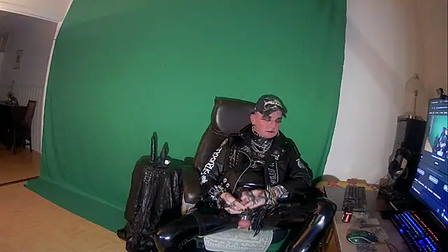 Snapshot of NahkaSami chatting on November 7, 5:13 pm NahkaSami online show from November 7, 5:13 pm