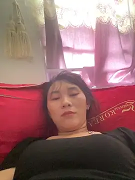 Snapshot of Amino-Suca chatting on November 6, 5:08 am Amino-Suca online show from November 6, 5:08 am