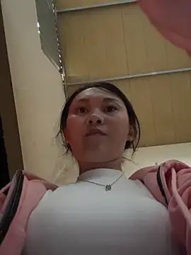 Snapshot of Amino-Suca chatting on November 19, 9:09 am Amino-Suca online show from November 19, 9:09 am