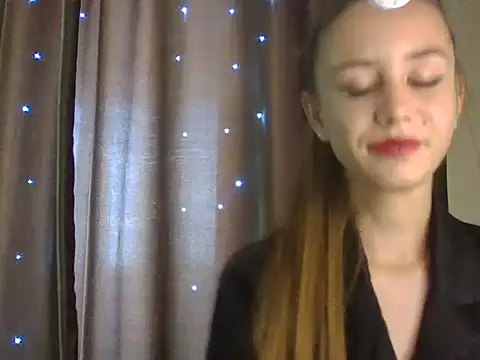 MyLittle Flame online show from May 4, 11:06 am