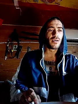 Snapshot of Alicantino69 chatting on November 16, 7:47 am Alicantino69 online show from November 16, 7:47 am