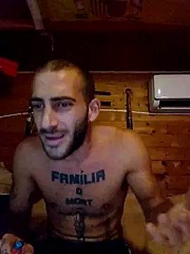 Snapshot of Alicantino69 chatting on November 20, 6:18 pm Alicantino69 online show from November 20, 6:18 pm