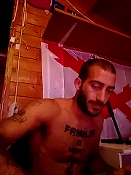 Snapshot of Alicantino69 chatting on November 26, 1:12 pm Alicantino69 online show from November 26, 1:12 pm