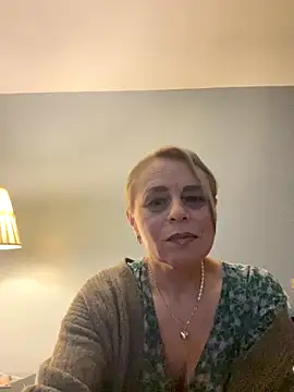 ToriLove777 online show from November 18, 8:19 am