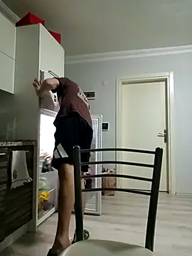 yasinesra757  online show from February 14, 4:20 am