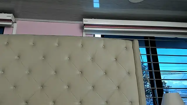 Snapshot of scarlett_leblanc_ chatting on July 30, 11:42 am scarlett leblanc online show from July 30, 11:42 am