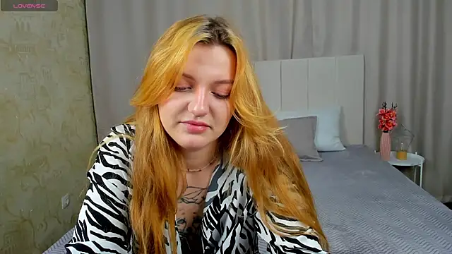 AnnaXPeach online show from November 7, 12:32 am