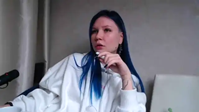 Snapshot of FatalFlirt chatting on October 30, 5:57 pm FatalFlirt online show from October 30, 5:57 pm