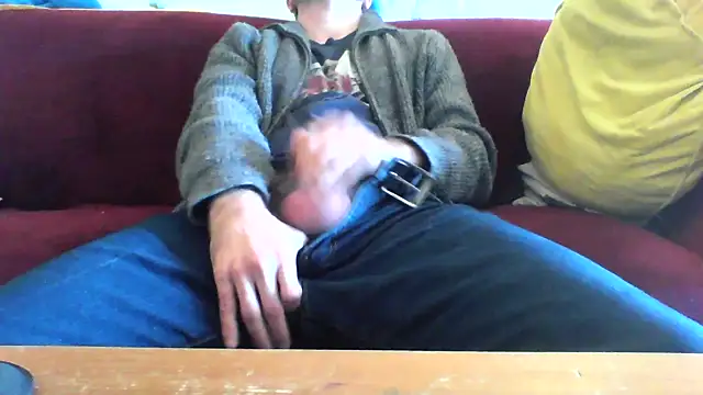 Snapshot of Totothunder chatting on November 18, 11:25 am Totothunder online show from November 18, 11:25 am