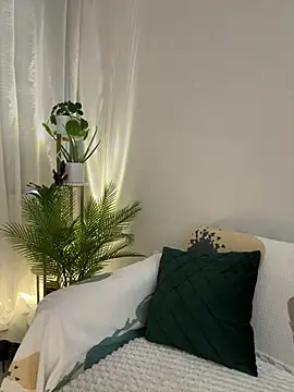 HotLdyllic online show from July 25, 5:21 pm