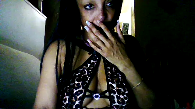 Juicyapplecandy online show from January 19, 4:05 am