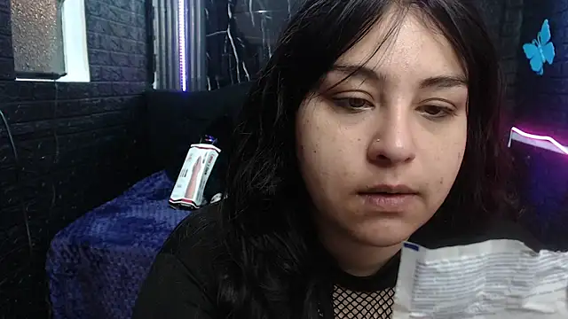 Snapshot of lehia_285 chatting on June 17, 1:12 pm lehia 285 online show from June 17, 1:12 pm