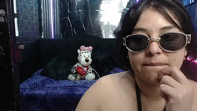 Snapshot of lehia_285 chatting on June 24, 1:21 pm lehia 285 online show from June 24, 1:21 pm