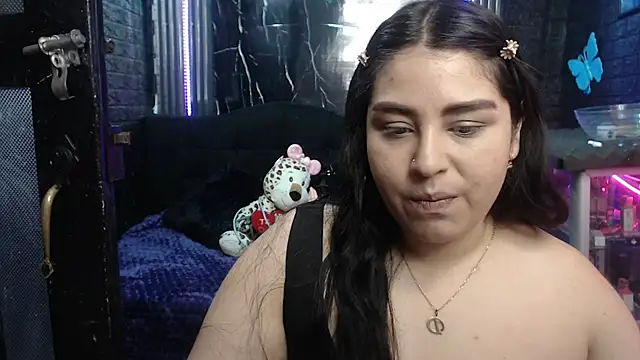 Snapshot of lehia_285 chatting on July 6, 3:03 pm lehia 285 online show from July 6, 3:03 pm