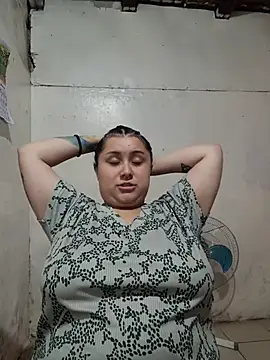 CurvyNoir online show from June 6, 2:05 am