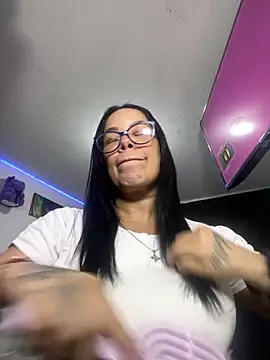sofia lopez70 online show from July 18, 10:46 pm