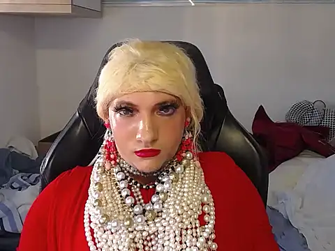 VanesaCrossic online show from December 20, 9:16 am