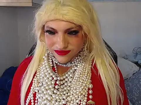 VanesaCrossic online show from January 8, 9:11 am