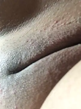 Snapshot of _-_-_gozada-___-_ chatting on November 3, 2:02 am - - gozada- - online show from November 3, 2:02 am