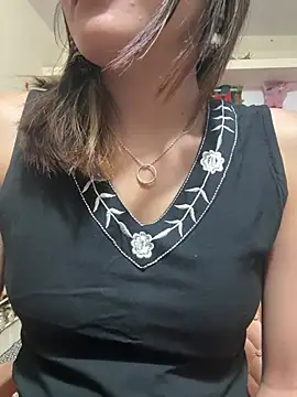 Snapshot of maira_33 chatting on July 27, 4:58 pm maira 33 online show from July 27, 4:58 pm