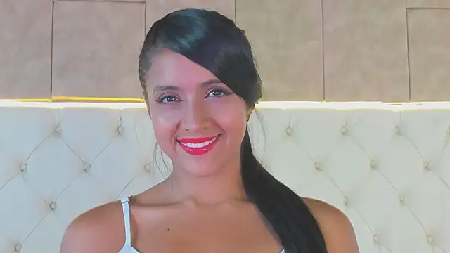 Camiila rosse online show from November 11, 7:36 pm